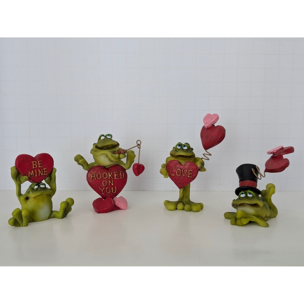 Douglas Frog Figurines Set of 4 Resin Hearts Be Mine Hooked On You Love
